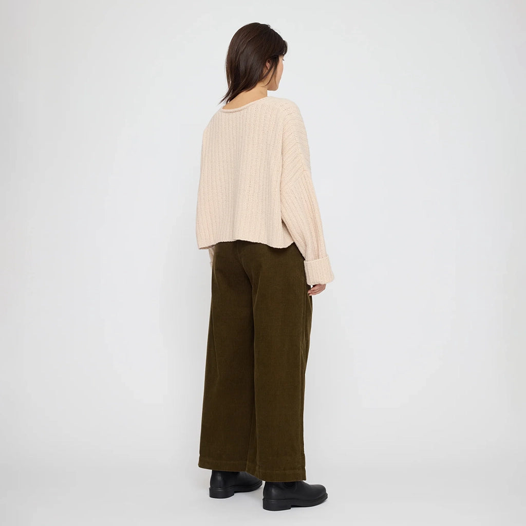 7115 By Szeki Woman Oversized V-Neck Sweater Off-White