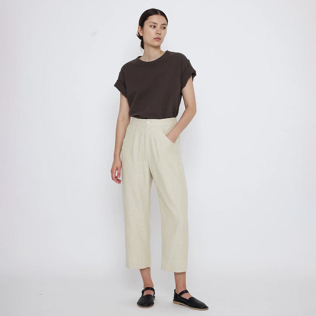 7115 By Szeki Unisex Signature Curve Legged Pants Oatmeal Cream