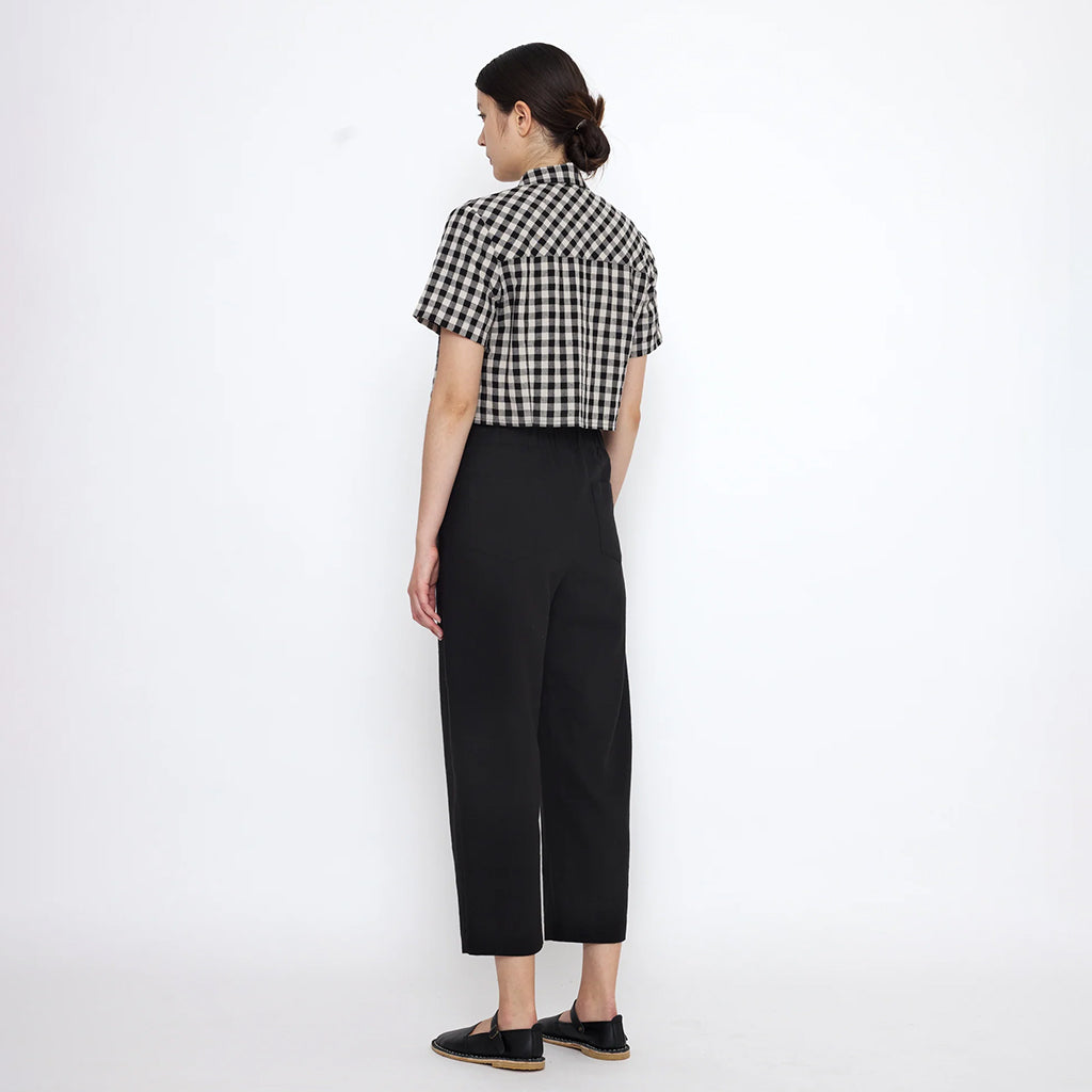 7115 By Szeki Woman Gingham Cropped Shirt Black