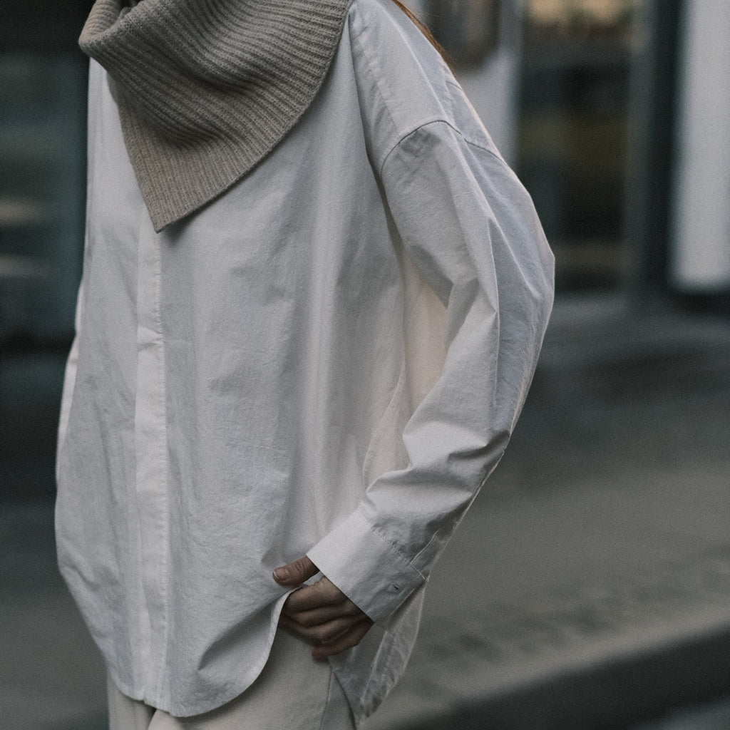 7115 By Szeki Woman Signature Cocoon Dress Shirt White