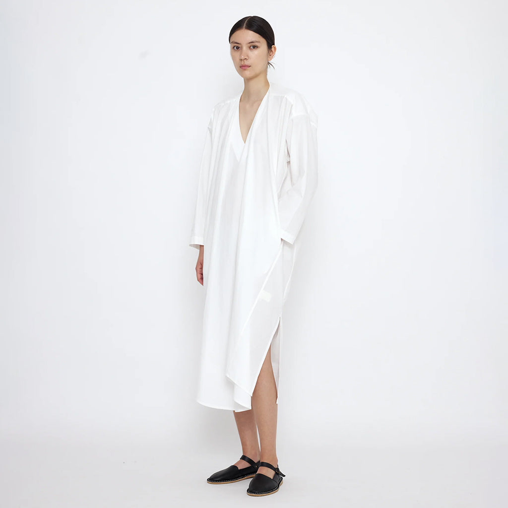 7115 By Szeki Woman V-Neck Cocoon Midi Dress Off-White