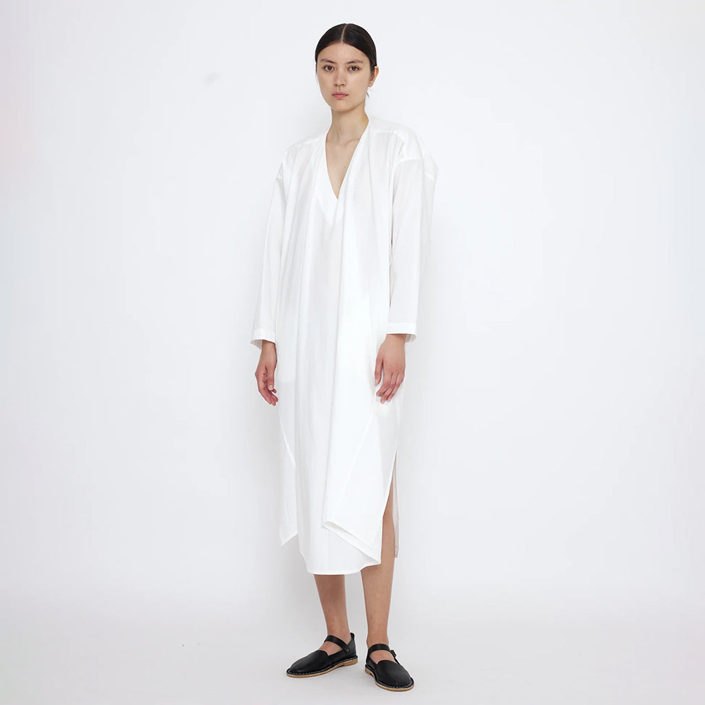 7115 By Szeki Woman V-Neck Cocoon Midi Dress Off-White