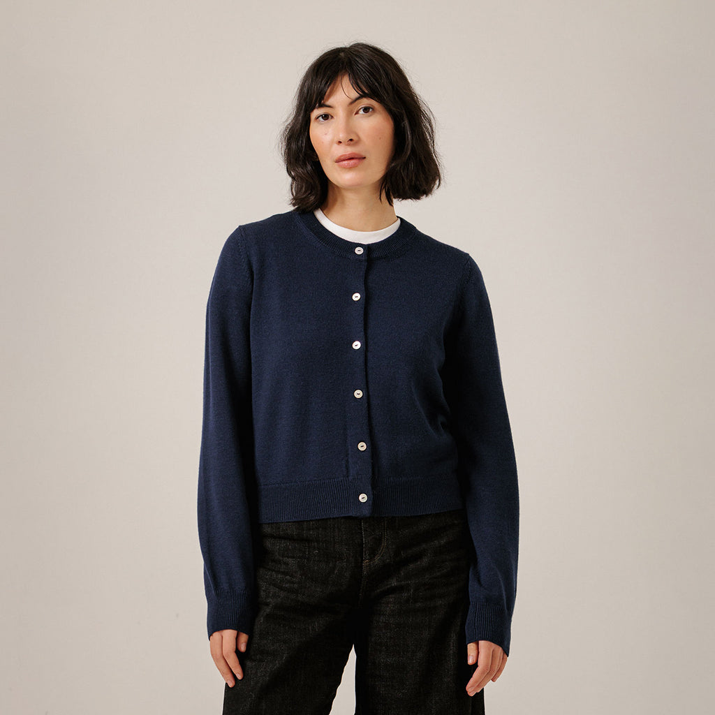Bare Knitwear Trunk Show Woman Classic Merino Cardigan Navy Blue