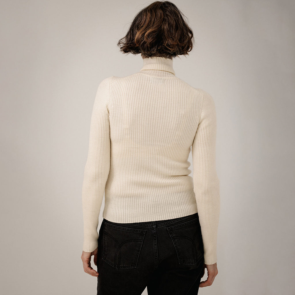 Bare Knitwear Trunk Show Woman Fine Merino Turtleneck Sweater Ivory Cream