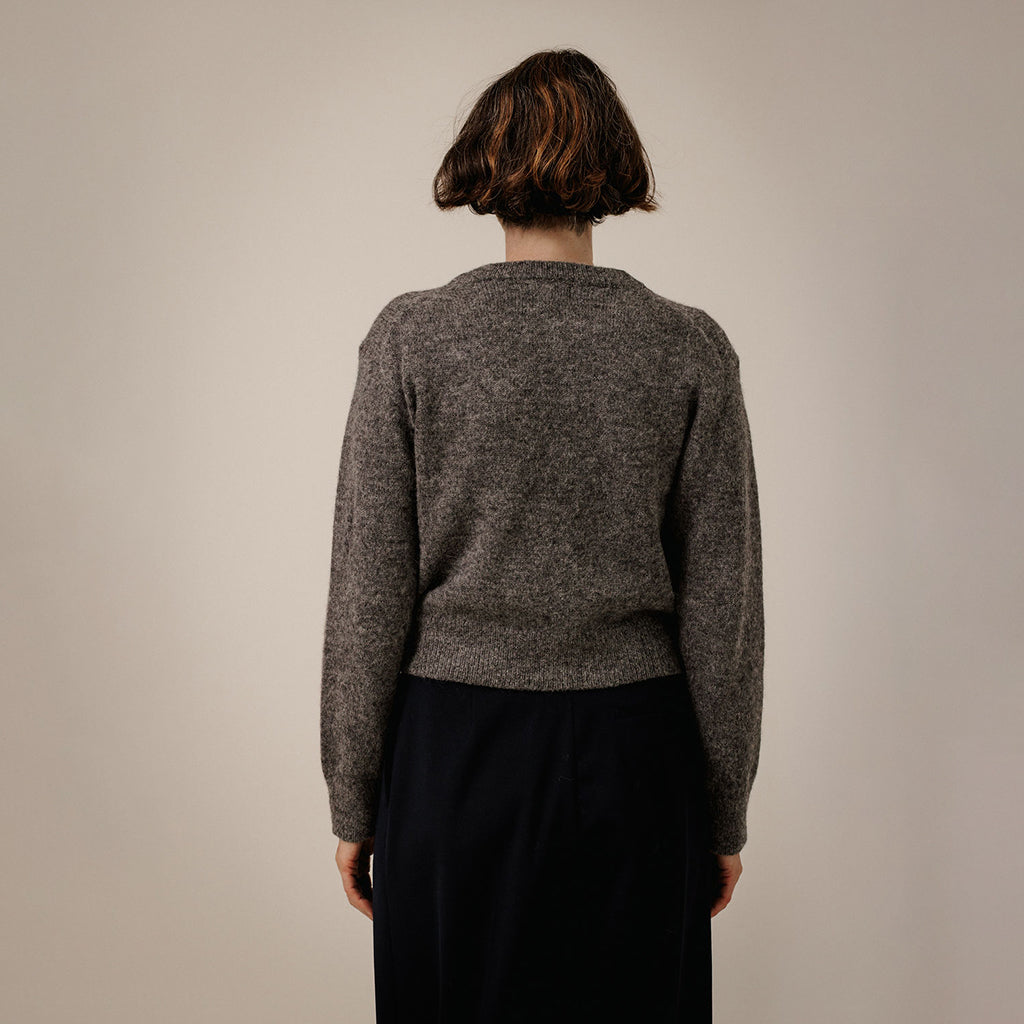 Bare Knitwear Trunk Show Woman Baby Alpaca Crewneck Sweater Charcoal Grey