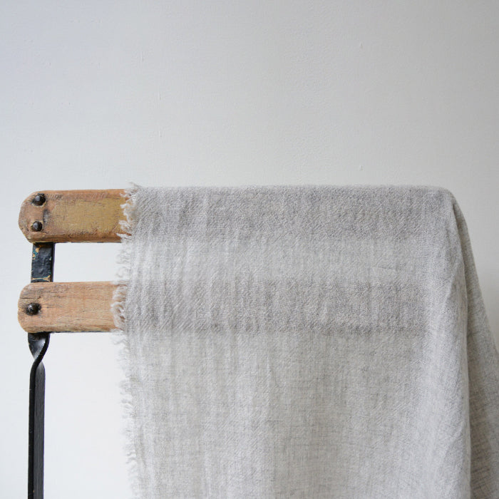 Makié Adult Cashmere Scarf Light Grey