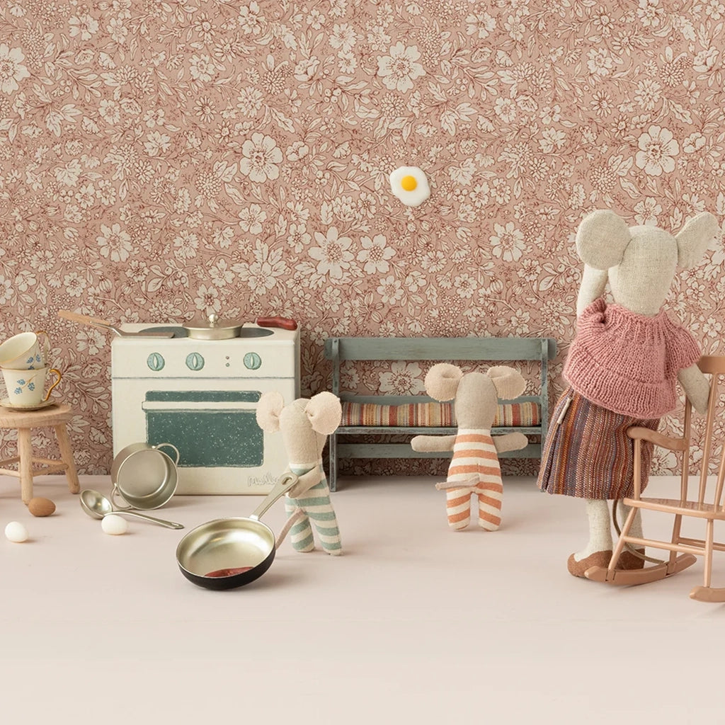Maileg Toys Mouse Kitchen Cooking Set