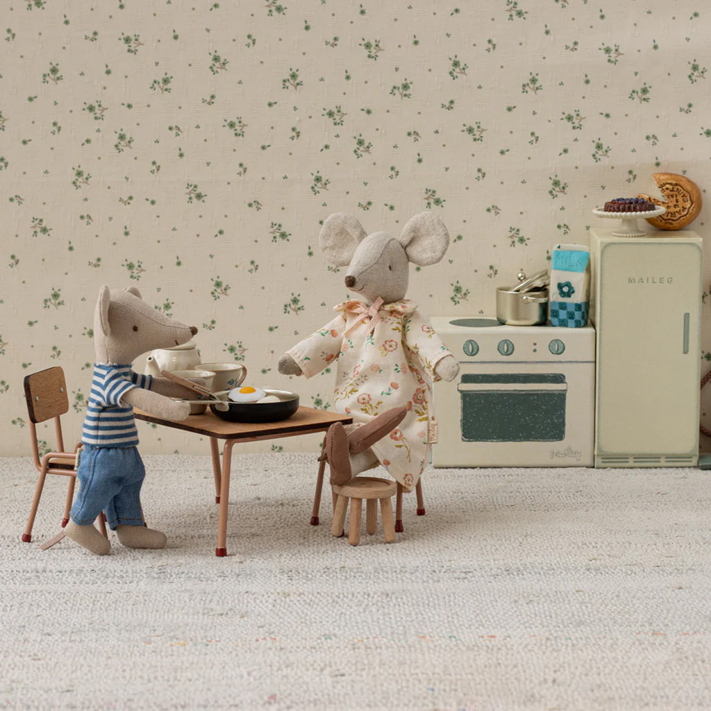 Maileg Toys Mouse Miniature Table And Chair Set Dark Powder