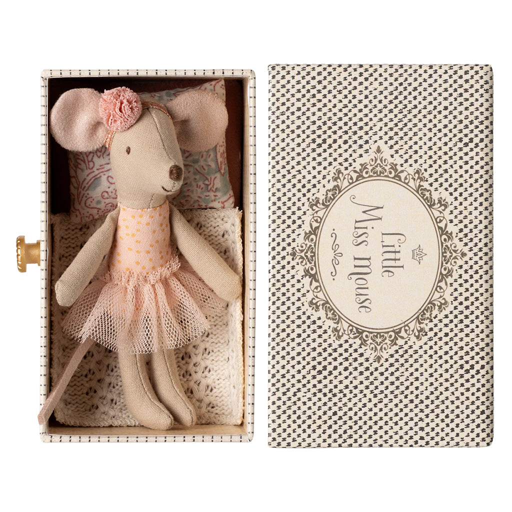 Maileg Toys Mouse Little Sister Ballet Dancer In Daybed