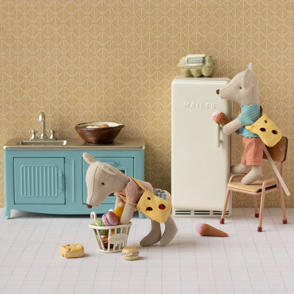 Maileg Toys Little Brother Mouse With Bag