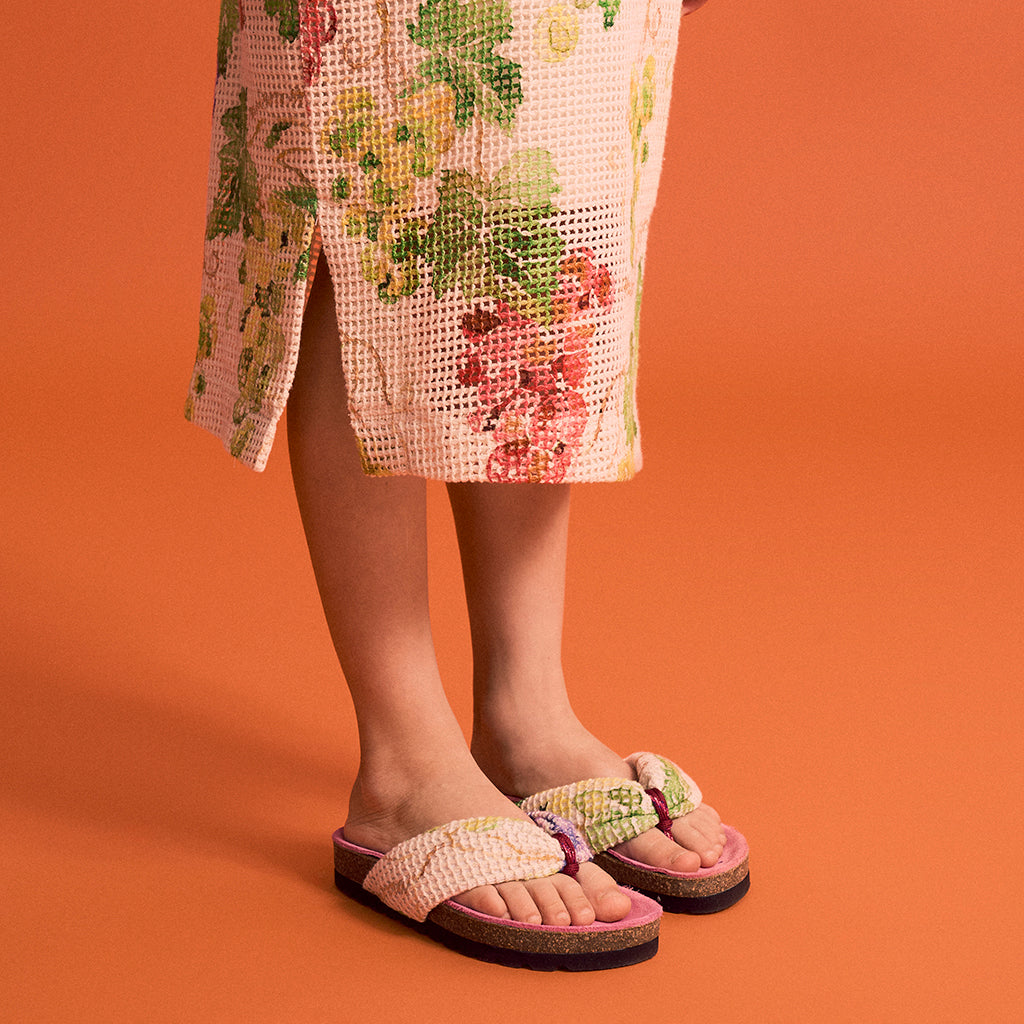 Maison Mangostan Child Uvas Mesh Sandals Angora Pink