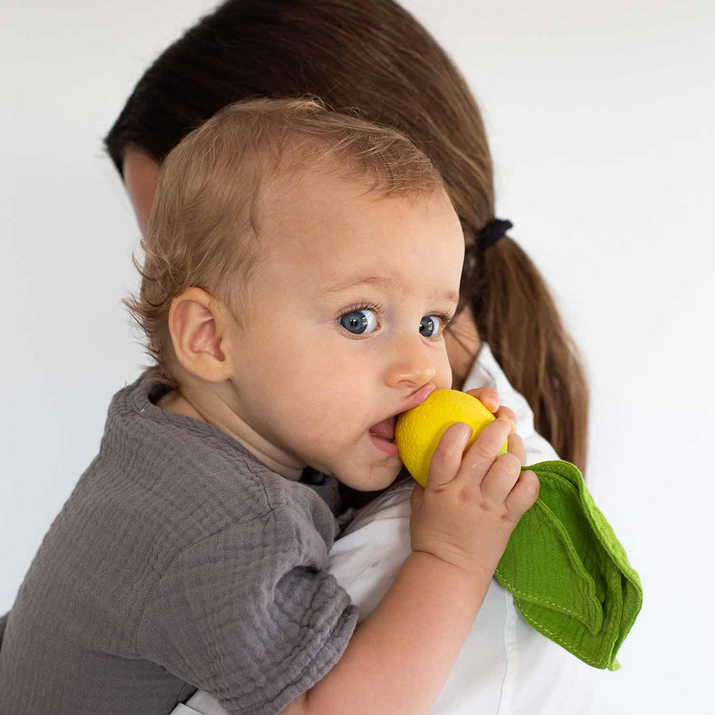 Oli&Carol Natural Rubber Teething Toy Lemon Mini Doudou