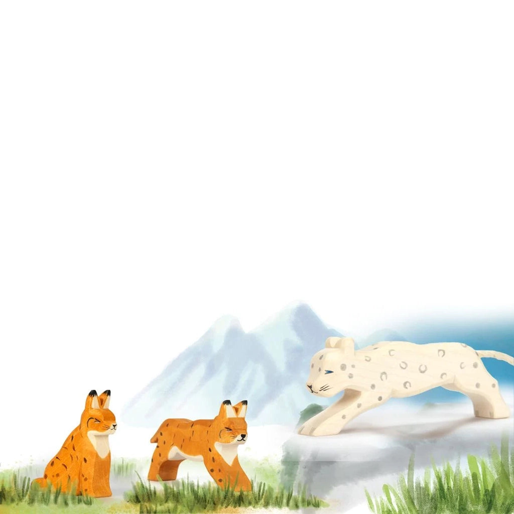 Ostheimer Wooden Lynx Sitting