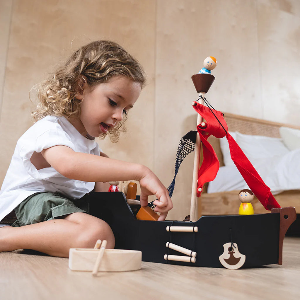 Plan Toys Pirate Ship Set