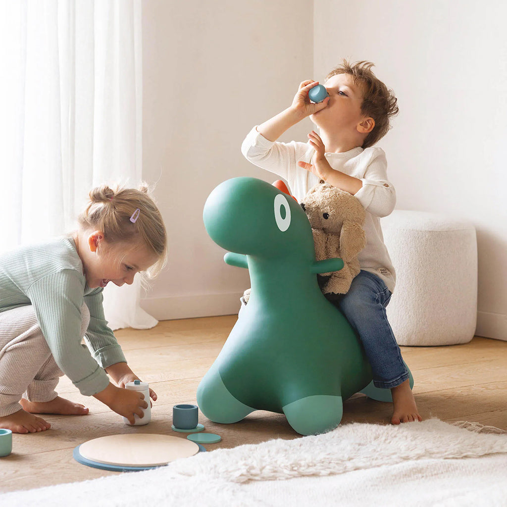 Quut Hoppi Bouncing Dino Garden Green