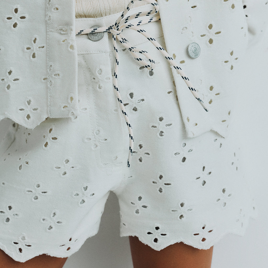 The New Society Child Camelia Shorts Pure Cloud White Denim