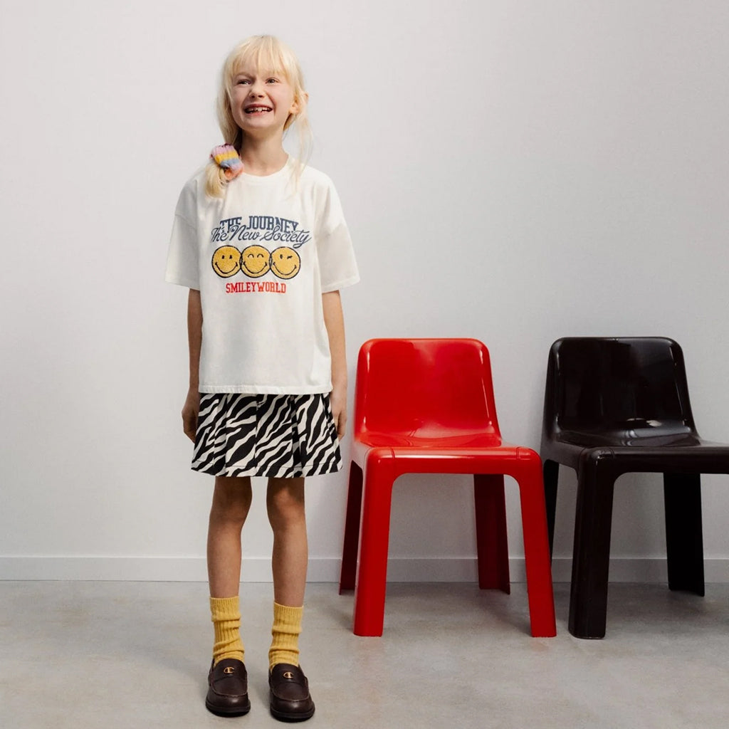The New Society Child Smiley T-shirt Whisper White