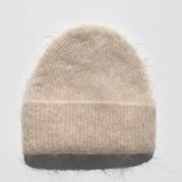Billy Bamboo Woman Alpaca Fluffy Beanie Butter Cream