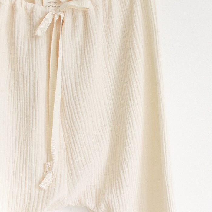 Close up of the lightweight cotton muslin crepe fabric.