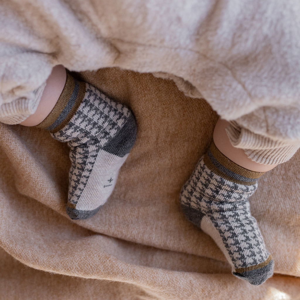 1+ In The Family Baby Arnau Socks Oatmeal Cream