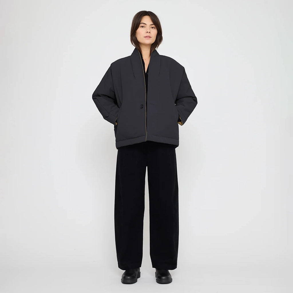 7115 By Szeki Unisex Reversible Padded Blazer Charcoal Grey And Tan