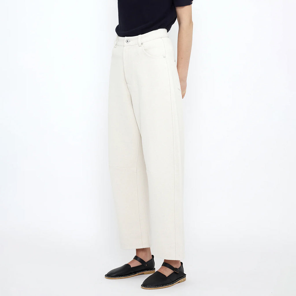 7115 By Szeki Unisex Relaxed Curve Legged Pants Off-White