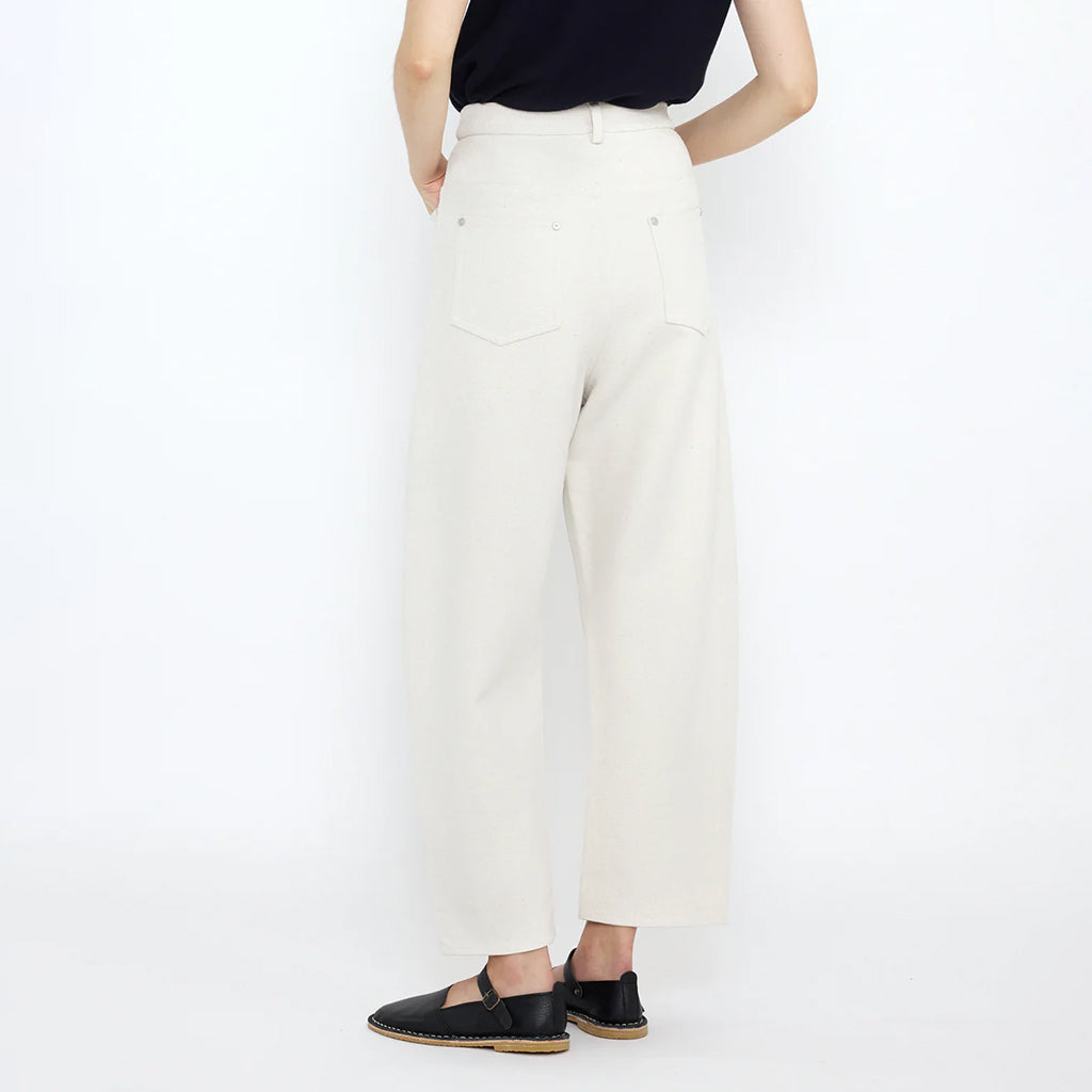 7115 By Szeki Unisex Relaxed Curve Legged Pants Off-White
