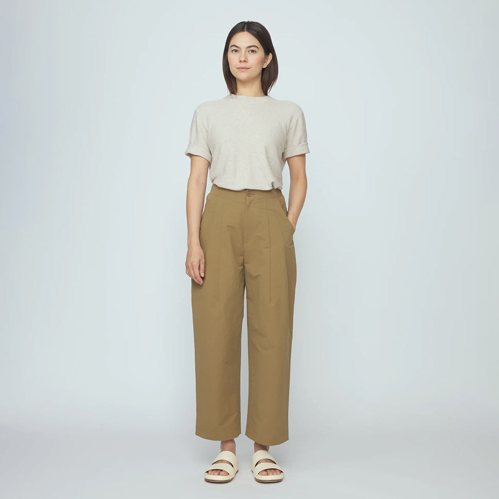 7115 By Szeki Unisex Spring Pleated Pants Tan Brown