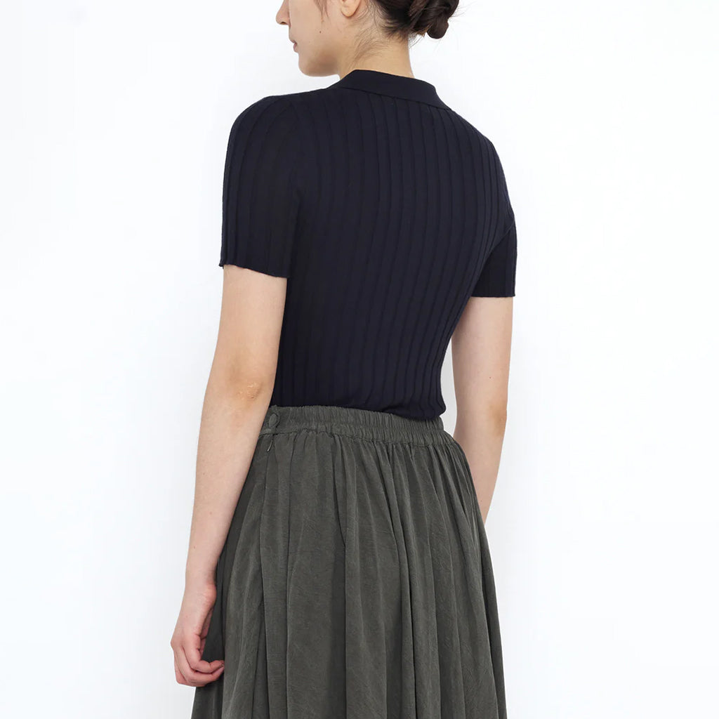 7115 By Szeki Woman Collared Ribbed Fine Knit T-shirt Navy Blue