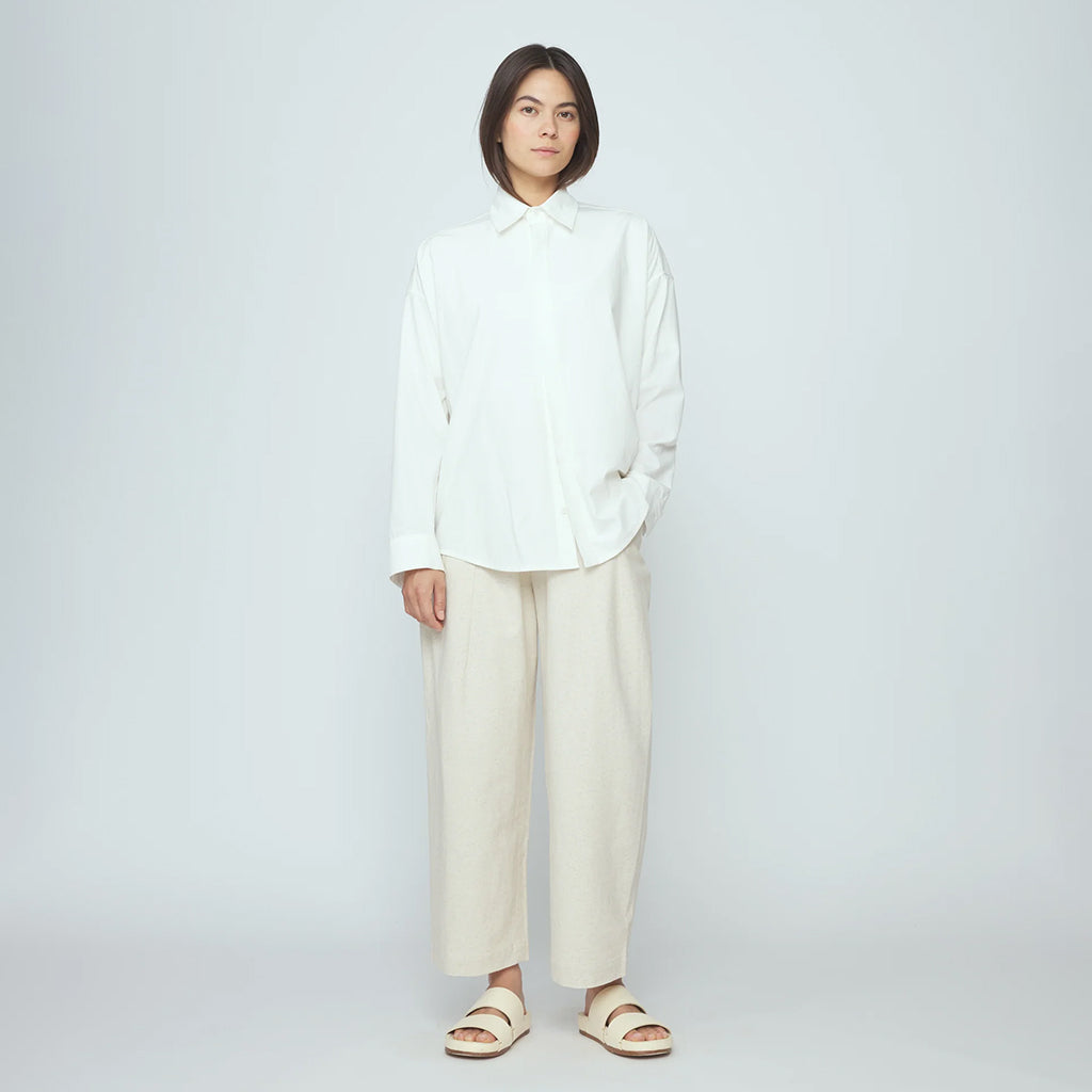7115 By Szeki Woman Signature Cocoon Dress Shirt White