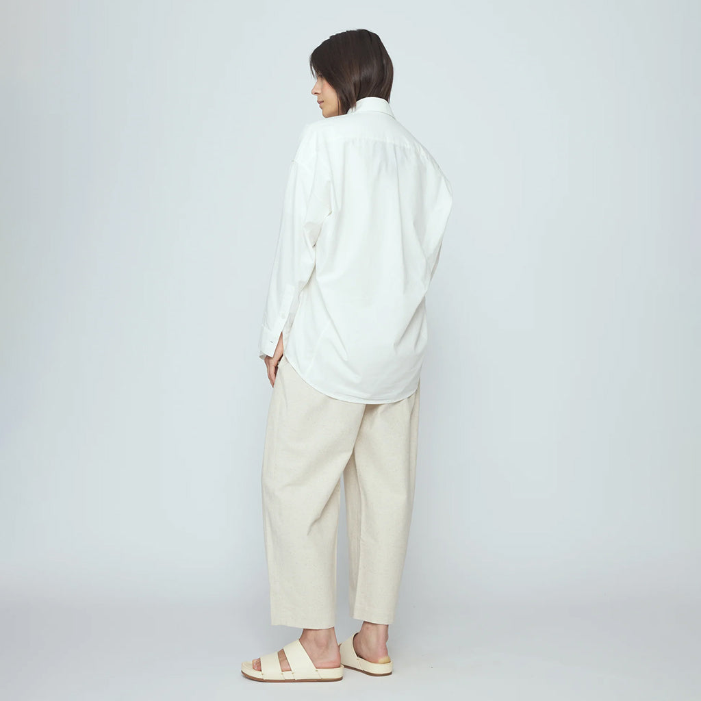 7115 By Szeki Woman Signature Cocoon Dress Shirt White