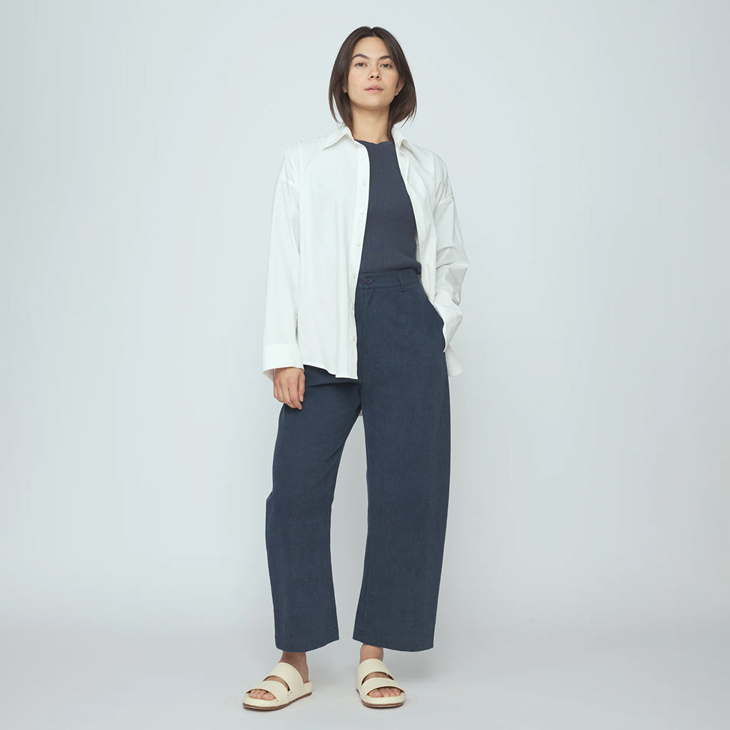 7115 By Szeki Woman Signature Cocoon Dress Shirt White