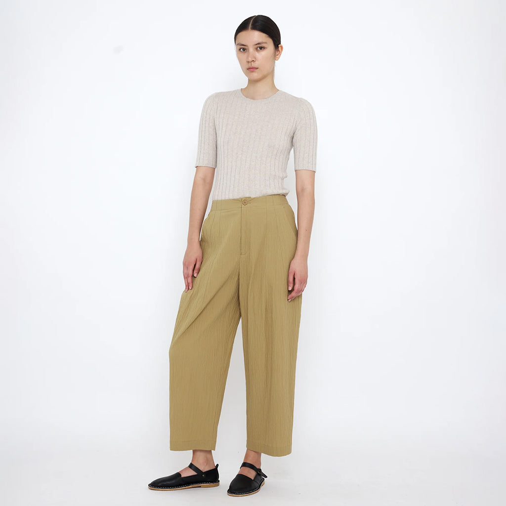 7115 By Szeki Woman Signature Pleated Pants Textured Dijon Yellow