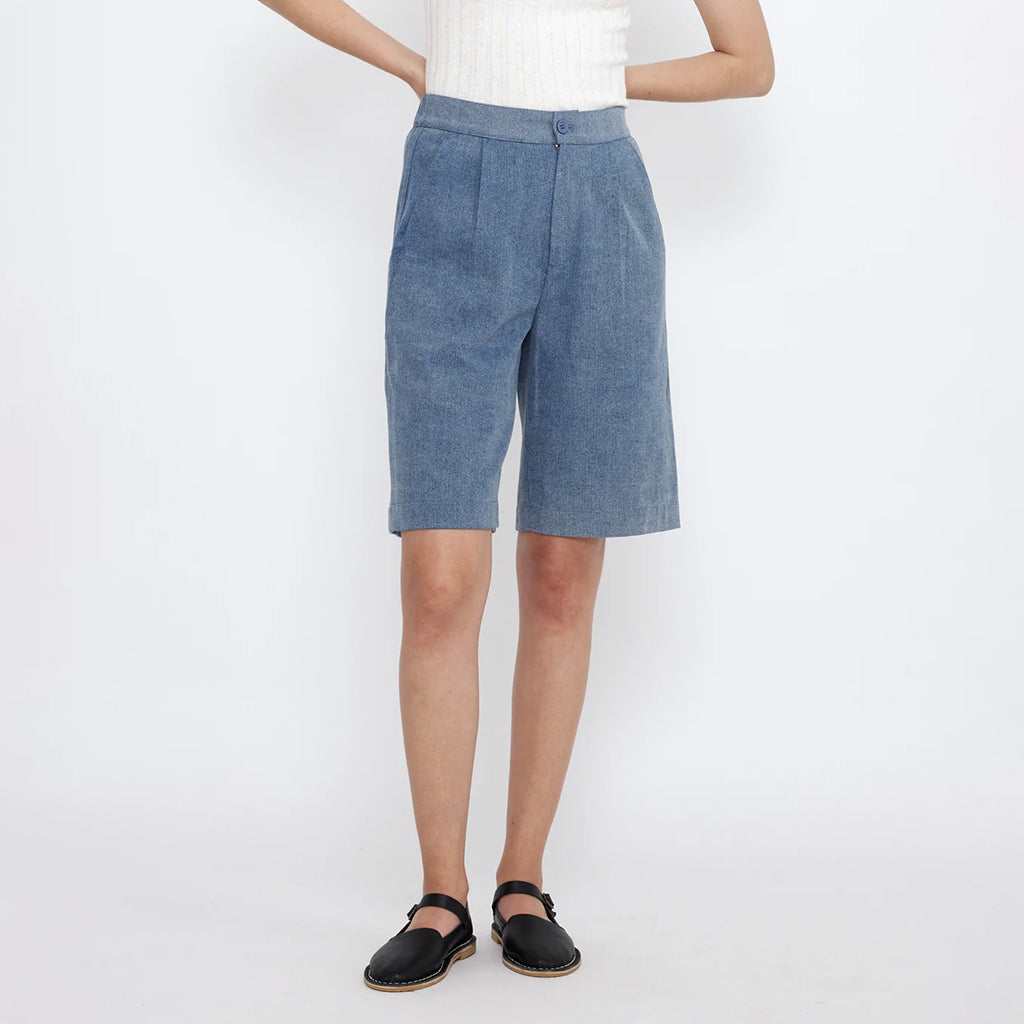 7115 By Szeki Woman Summer Shorts Soft Faded Blue Denim