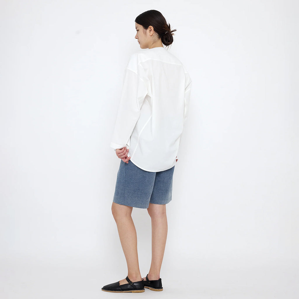 7115 By Szeki Woman V-neck Cocoon Blouse Off-White
