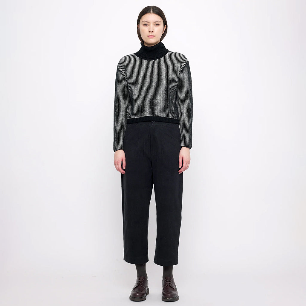 7115 By Szeki Woman Cropped Turtleneck Sweater Black Stripes