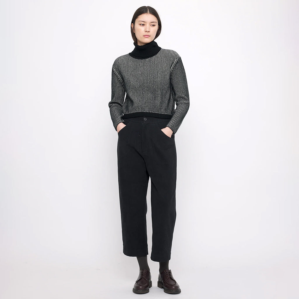 7115 By Szeki Woman Cropped Turtleneck Sweater Black Stripes