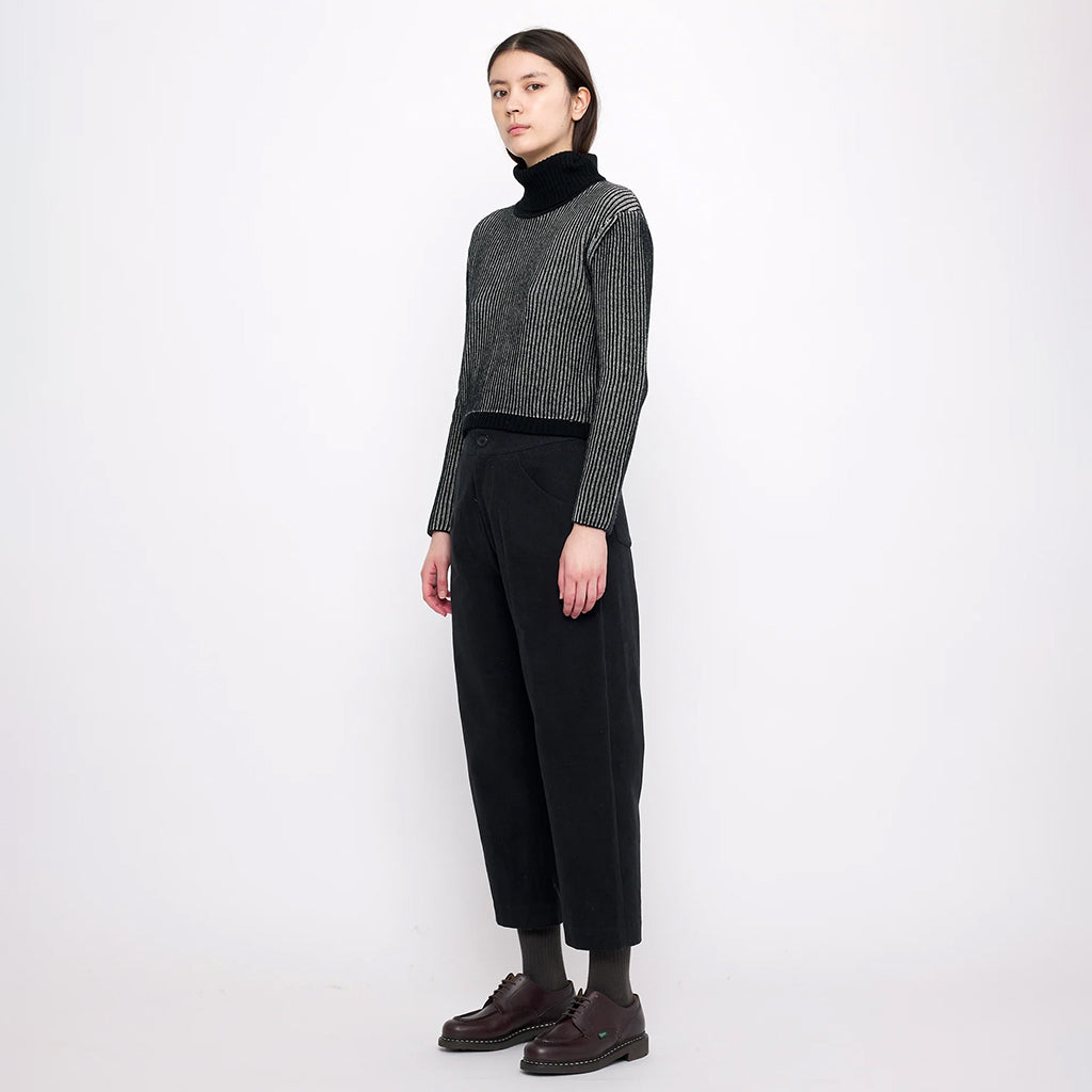 7115 By Szeki Woman Cropped Turtleneck Sweater Black Stripes