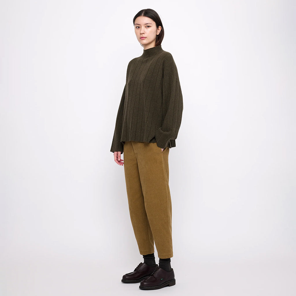 7115 By Szeki Woman Merino Wide Ribbed Sweater Olive Green