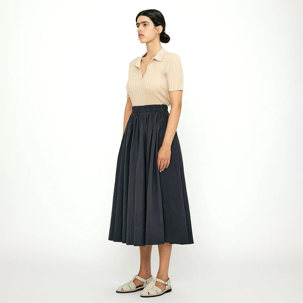 7115 By Szeki Woman Papery Elastic Prairie Skirt Navy Black