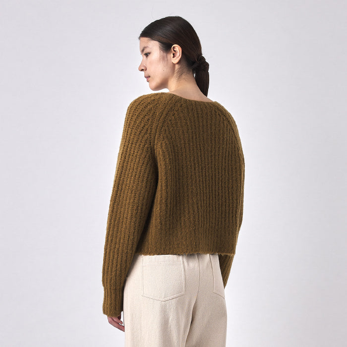 7115 By Szeki Woman Chunky Cropped Sweater Dijon Yellow