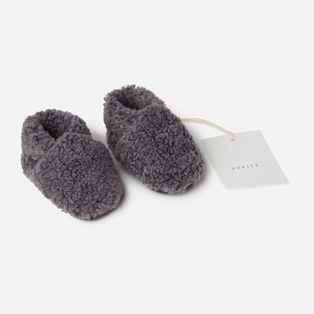 Baby fuzzy slippers shop