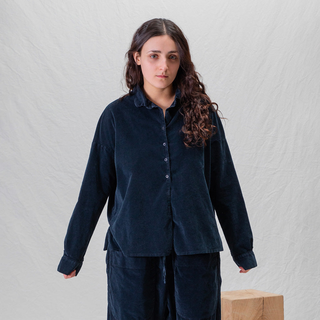 Album Di Famiglia Woman Velvet Short Collar Shirt Navy Blue