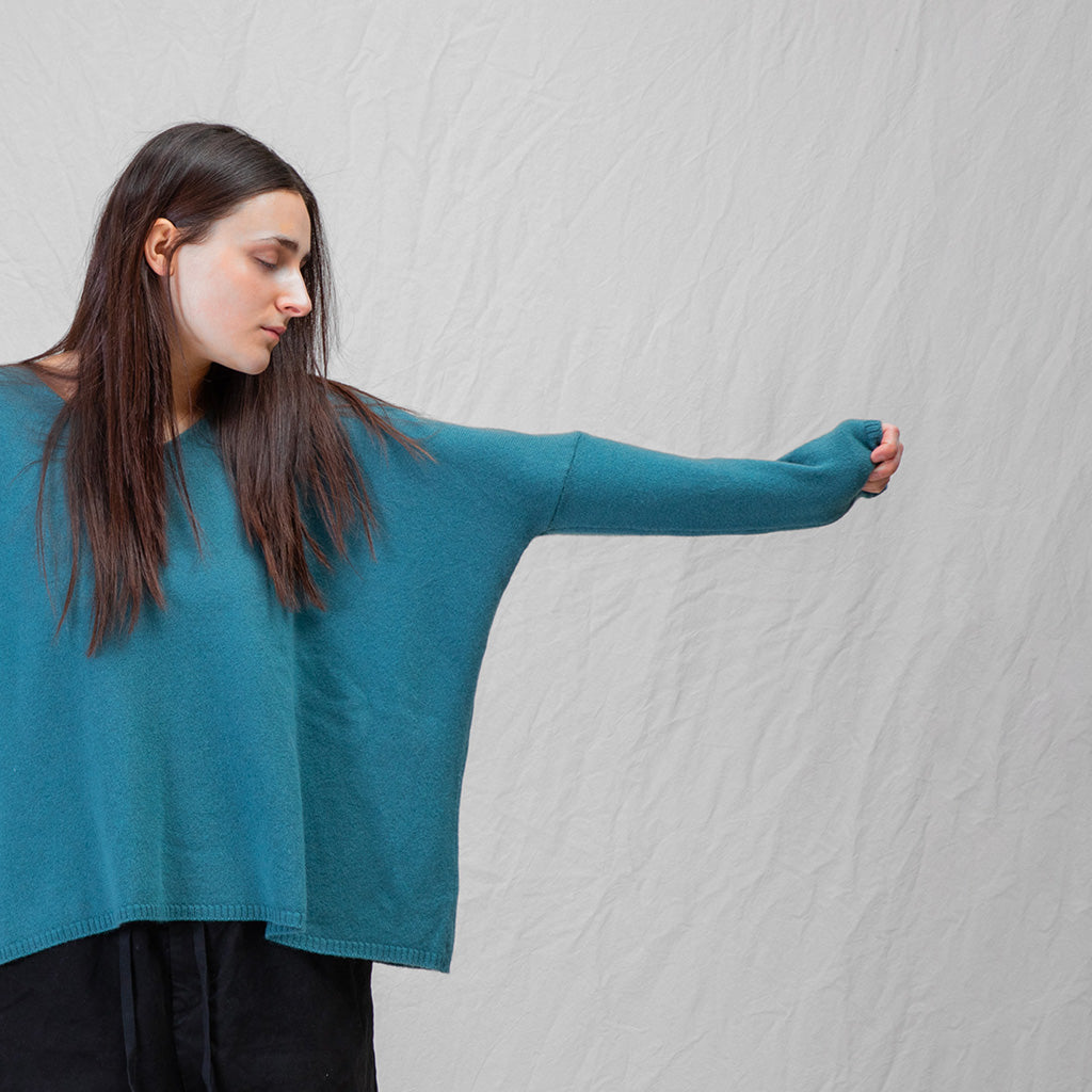 Album Di Famiglia Woman V-Neck Sweater WS Black