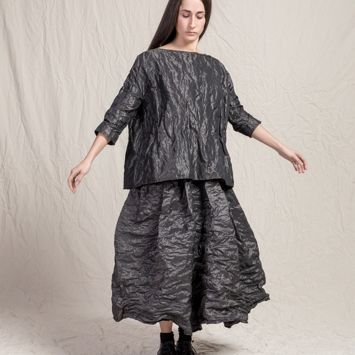 Album Di Famiglia Woman Pleated Long Skirt TM Anthracite Grey