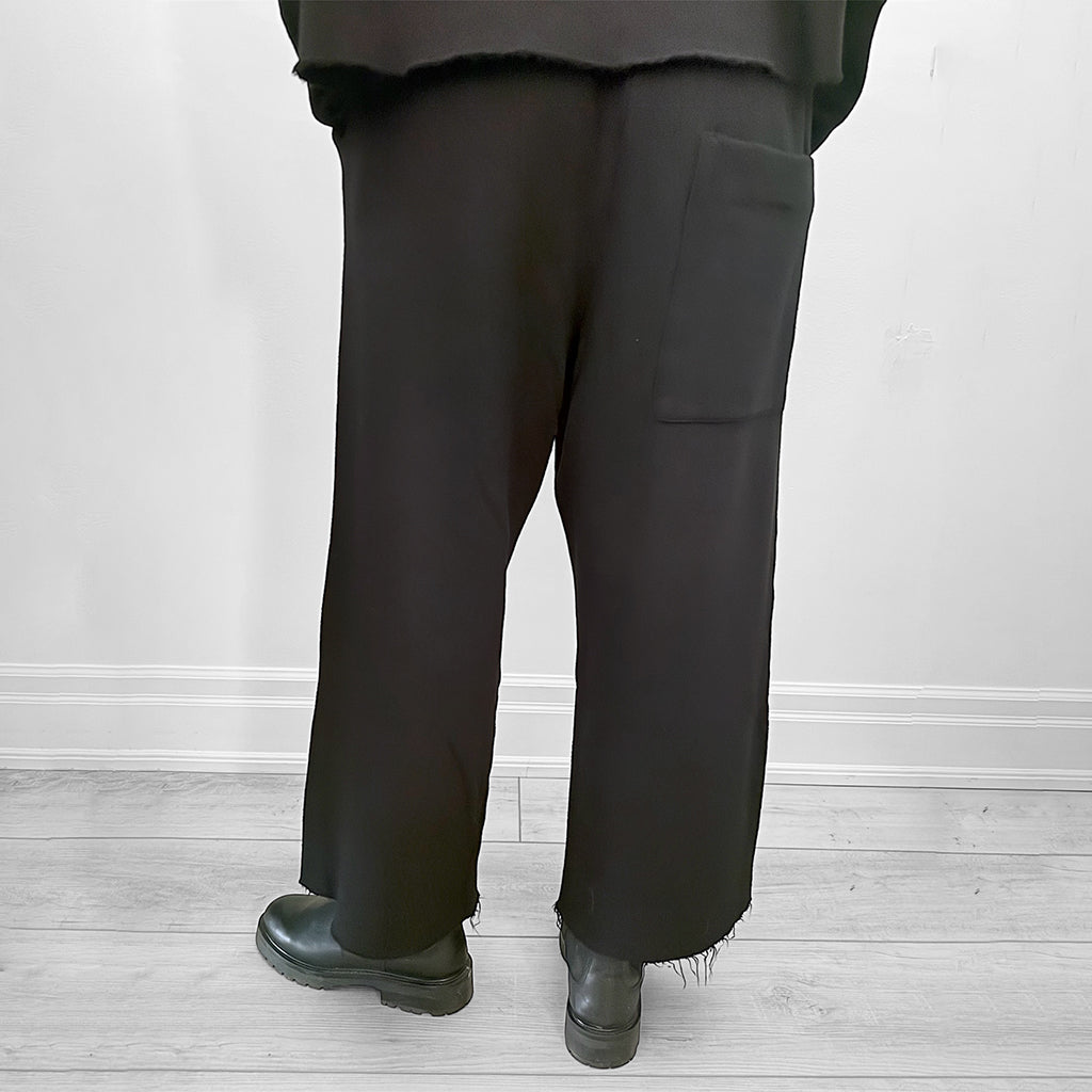 Album Di Famiglia Woman Soft Wide And Short Trouser Pants Black