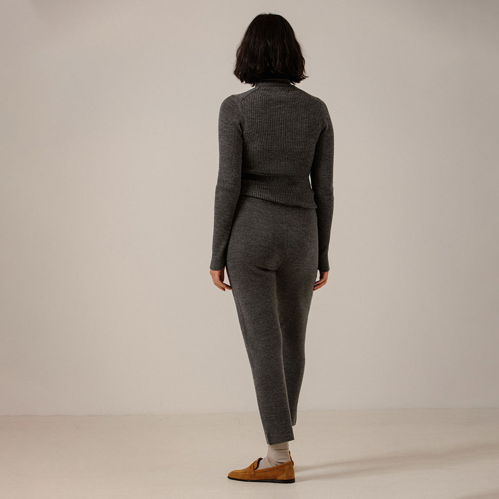 Bare Knitwear Trunk Show Woman Merino Slim Pants Charcoal Grey