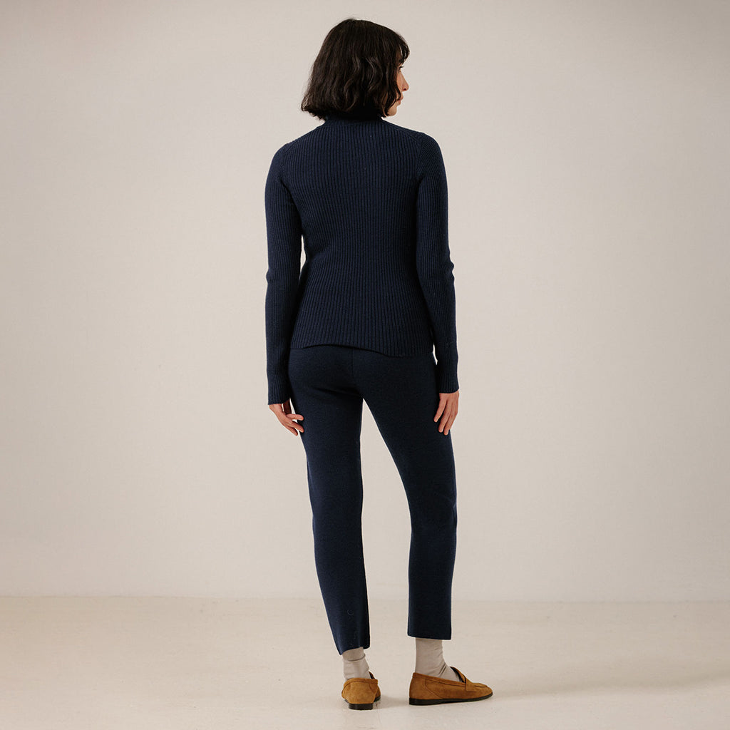 Bare Knitwear Trunk Show Woman Merino Slim Pants Navy Blue