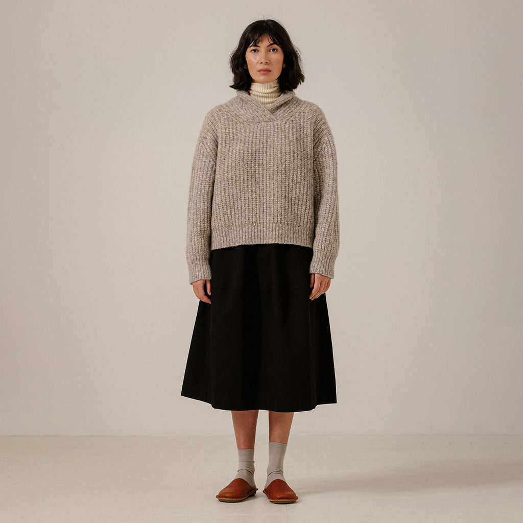 Bare Knitwear Trunk Show Woman Oversized Shawl Pullover Sweater Marble Grey