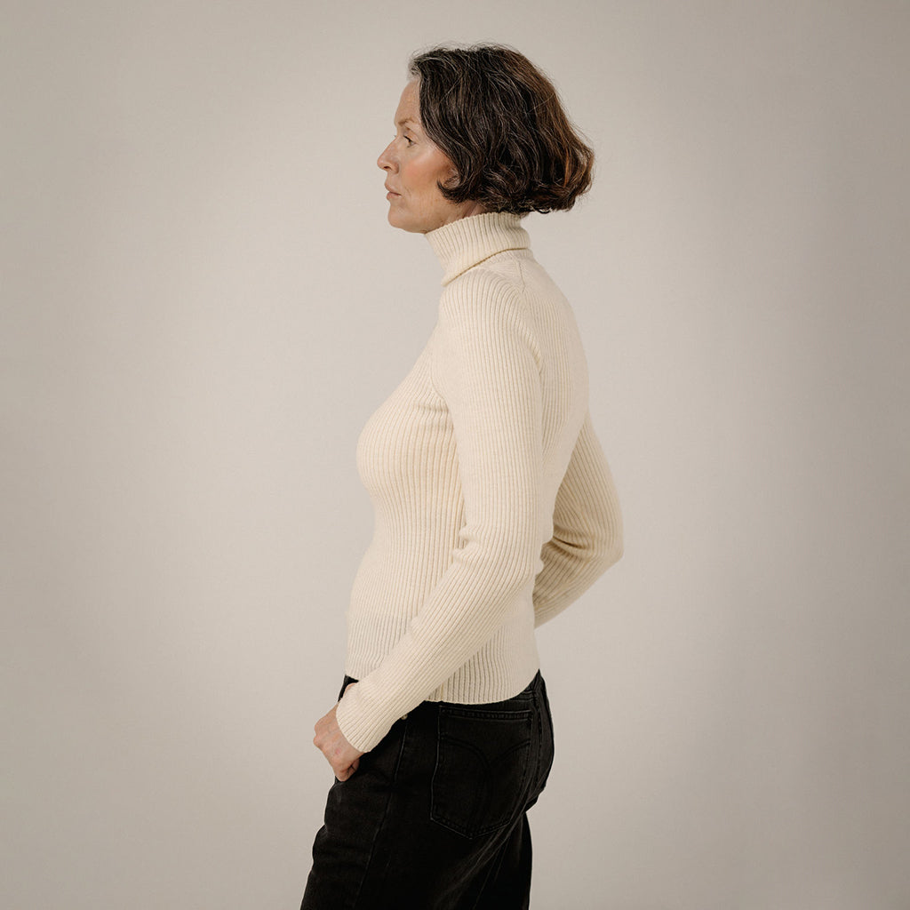 Bare Knitwear Trunk Show Woman Fine Merino Turtleneck Sweater Ivory Cream